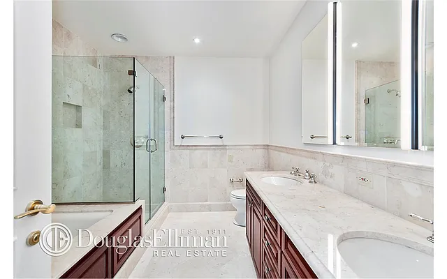 Rented by Douglas Elliman | media 28