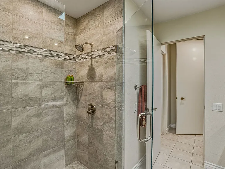 5 Stanford Dr — Photo 47