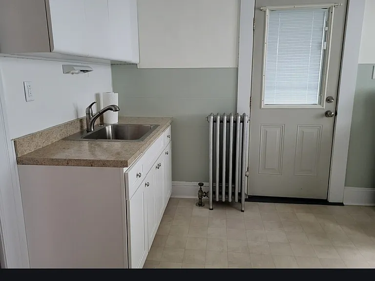 715 Hemlock St #2 — Photo 4