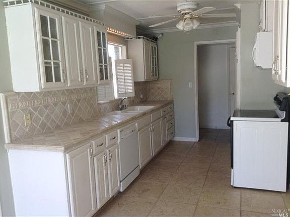 2nd image of 5811 Hemet Ave