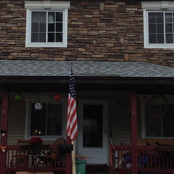 2nd image of 8 Alma Ct