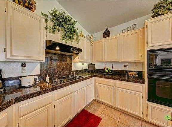 3rd image of 29777 W Laguna Dr