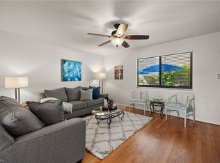 788 Park Shore DR #C19, NAPLES, FL 34103