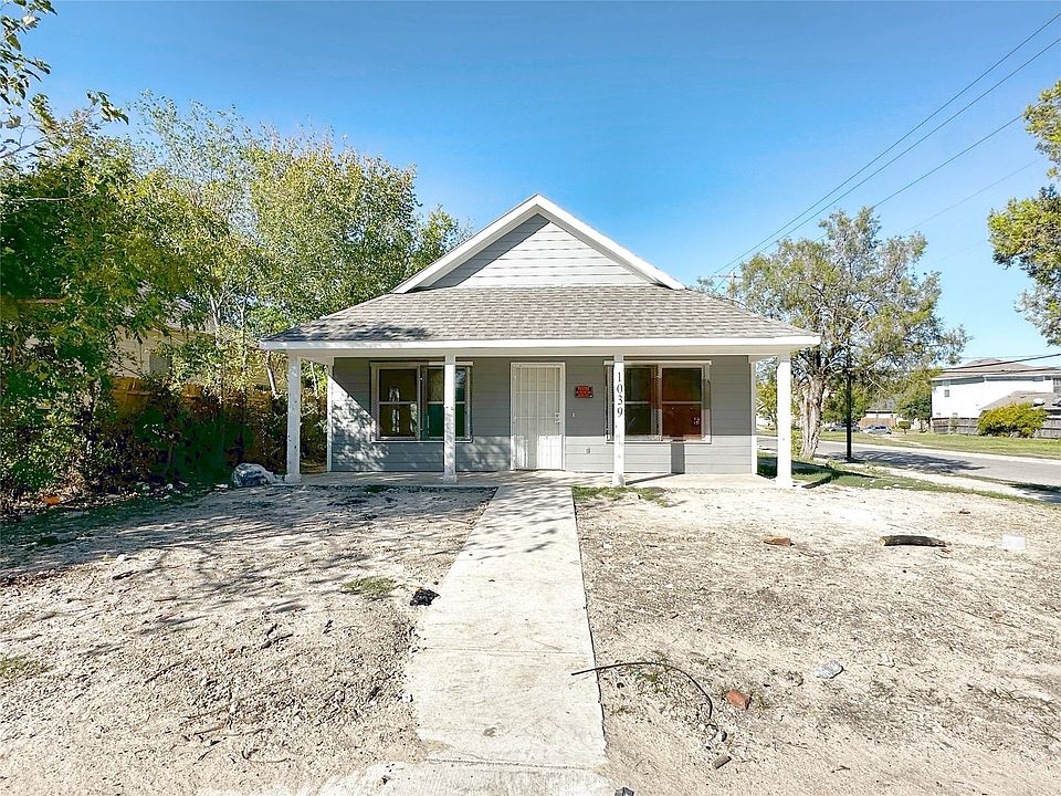 1st image of 1039 Stella St