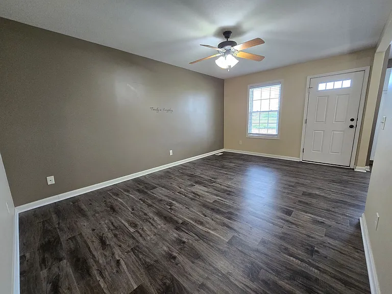3524 Shepard Rd — Photo 7