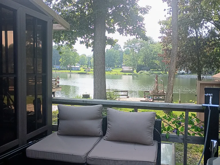 Roland Dr — Photo 3