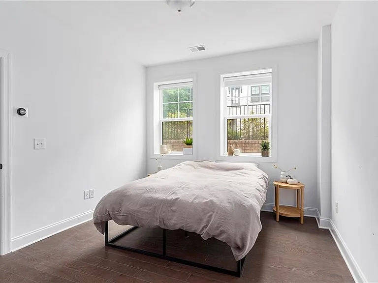 2370 Provence Park Way — Photo 22