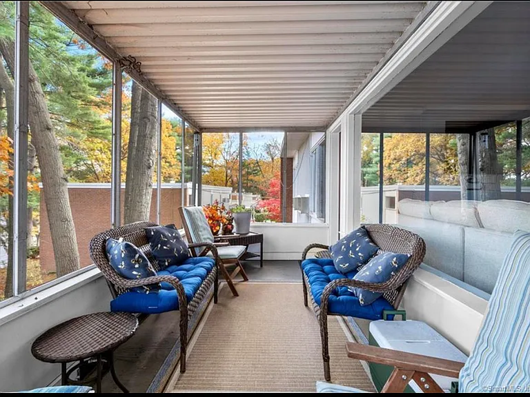 64 N Lake Dr #C2 — Photo 7