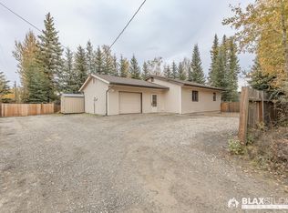 844 Middleton Ave, North Pole, AK 99705