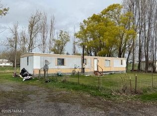 51 Trepanier Ln, Tieton, WA 98947