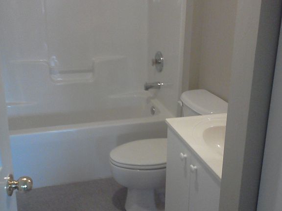 4th image of 3221 Willin St