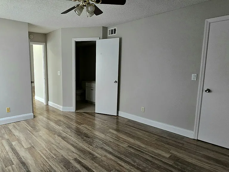 Bedroom 1 with Ensuite Bathroom