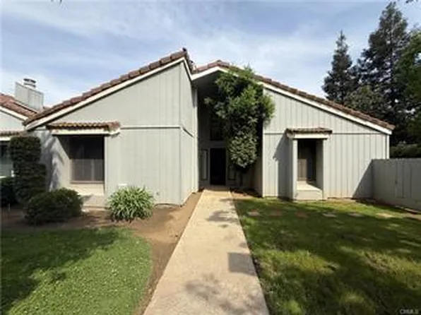 1854 Cougar Ln, Clovis, CA 93611