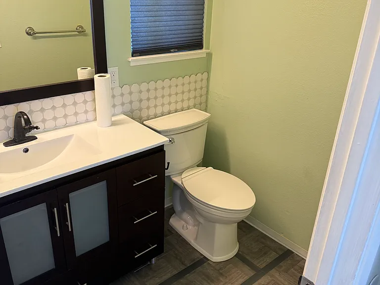 23460 Lakeridge Ave — Photo 11