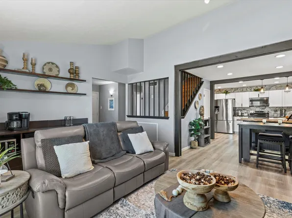 5514 Lansingford Trl, Arlington, TX 76017
