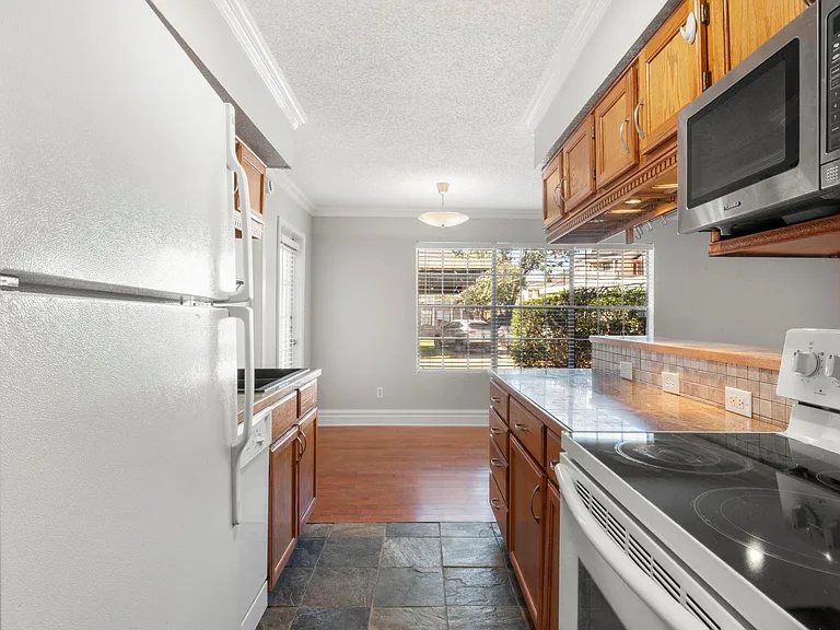 2750 Holly Hall St #901 — Photo 16