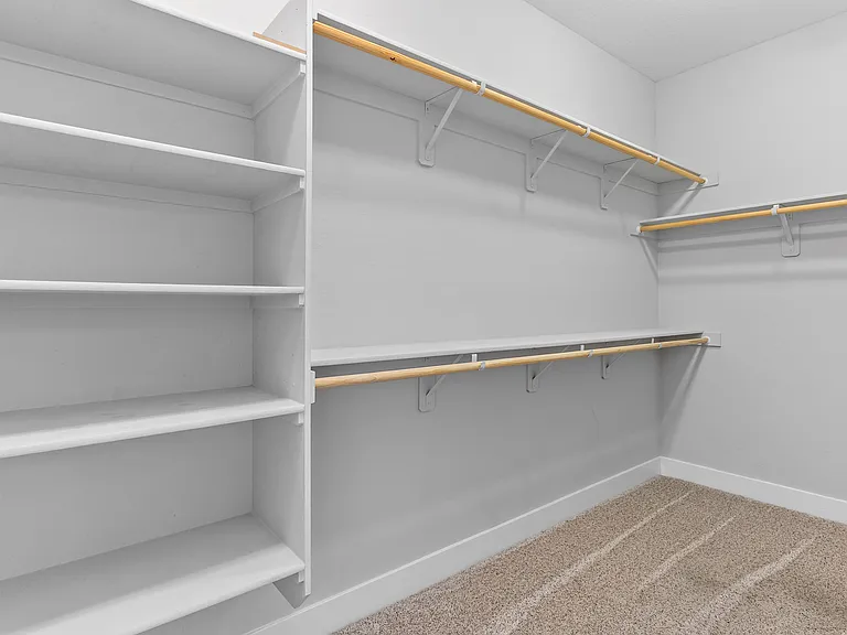 master walkin closet