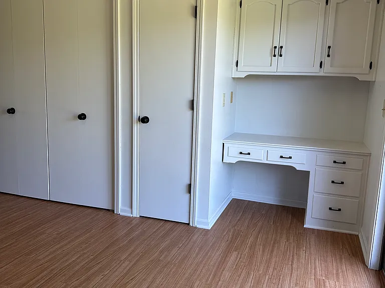1110 Jeff Cir #1110 — Photo 8