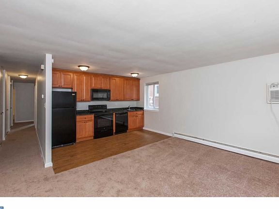 4th image of 358 2nd Ave APT 3