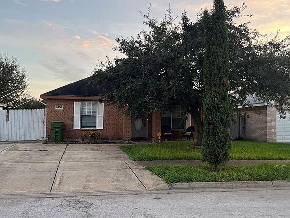 2nd image of 3058 Aberdeen Dr