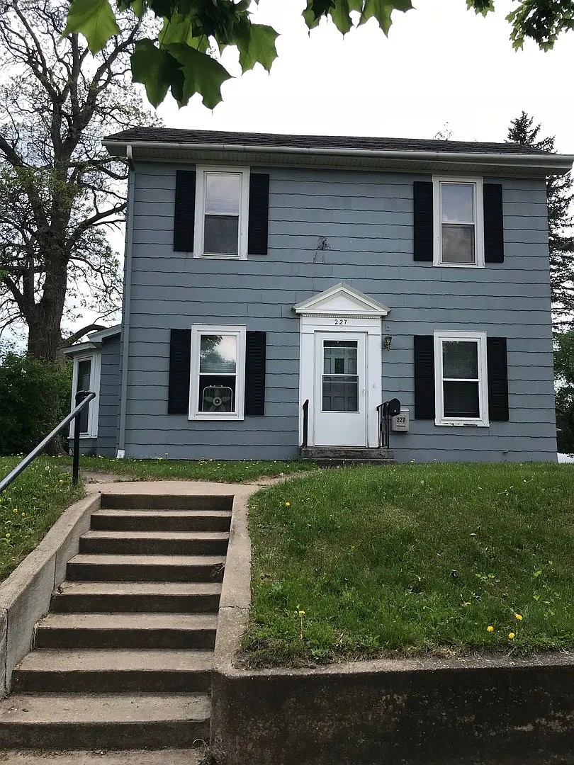 1 bed, 800 sqft, $630 — Photo 1