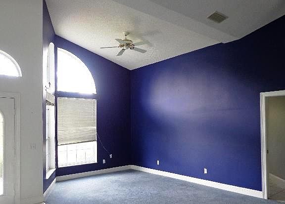 5th image of 39 Wood Clift Ln