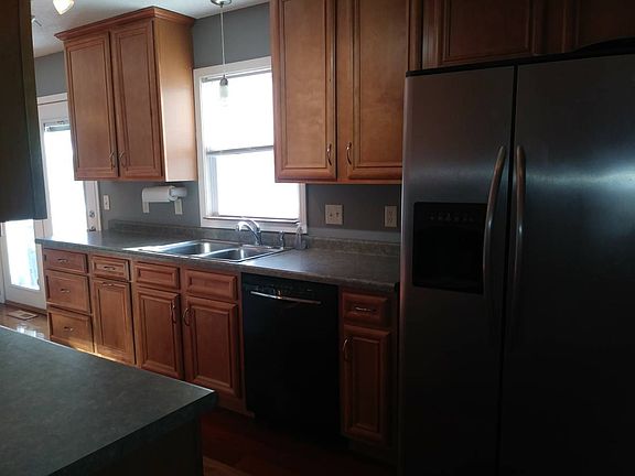 4th image of 1401 Pearson Pkwy