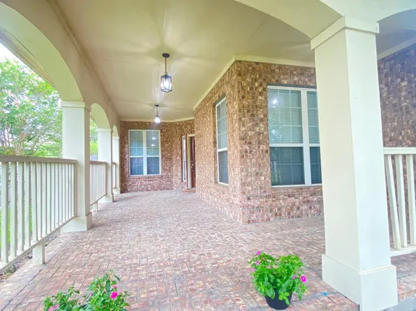 12203 Hidden River Ln, Pearland, TX 77584