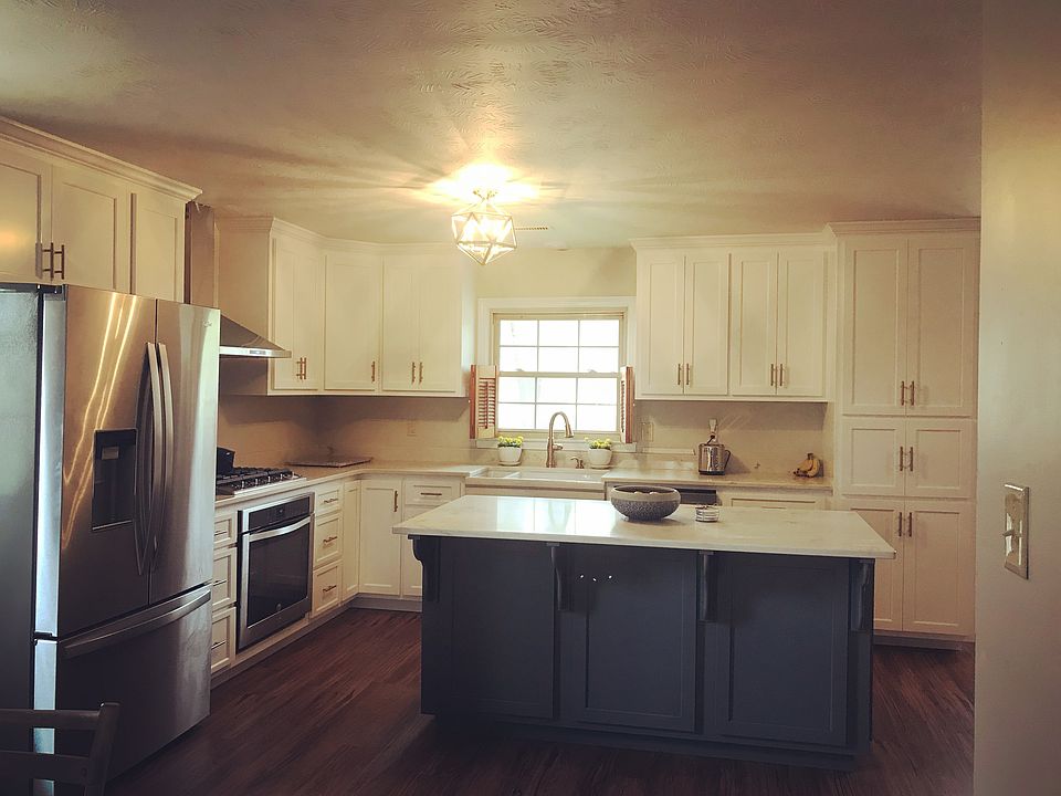 1st image of 313 Sunrise Dr