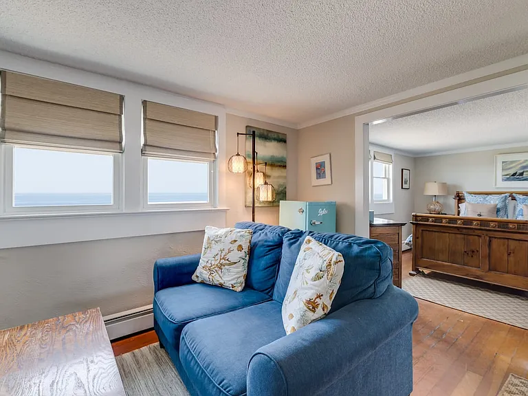 681 Old Montauk Hwy — Photo 15
