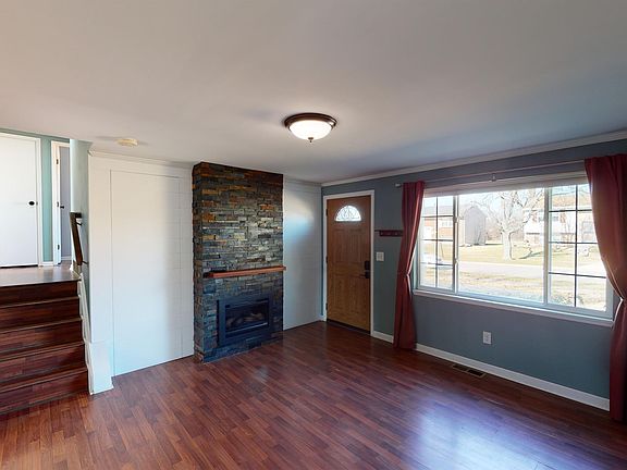 4th image of 963 Holderness Ln