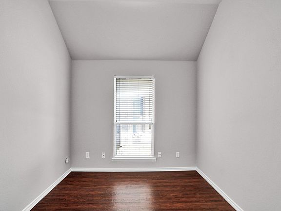 4th image of 4204 Carmel Mountain Dr