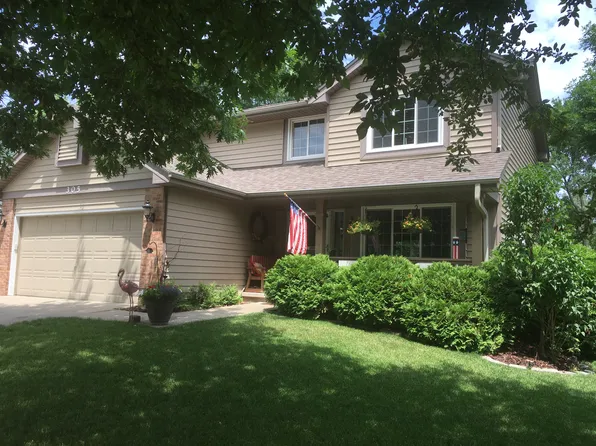 305 SW Clark Ln, Grimes, IA 50111