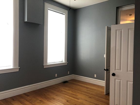 5th image of 2732 McNair Ave