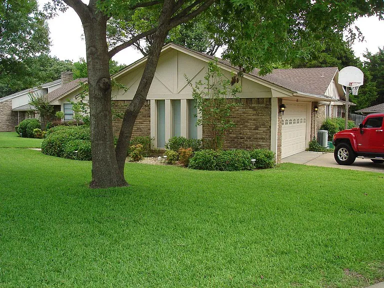 847 Middle Run Ct — Photo 84