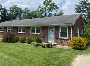 1005 Montgomery St #B, Blacksburg, VA 24060