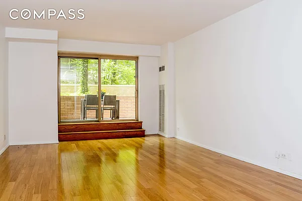 Rented by Compass | media 2