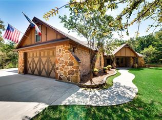 76 Tarry Town Cir, Valley View, TX 76272