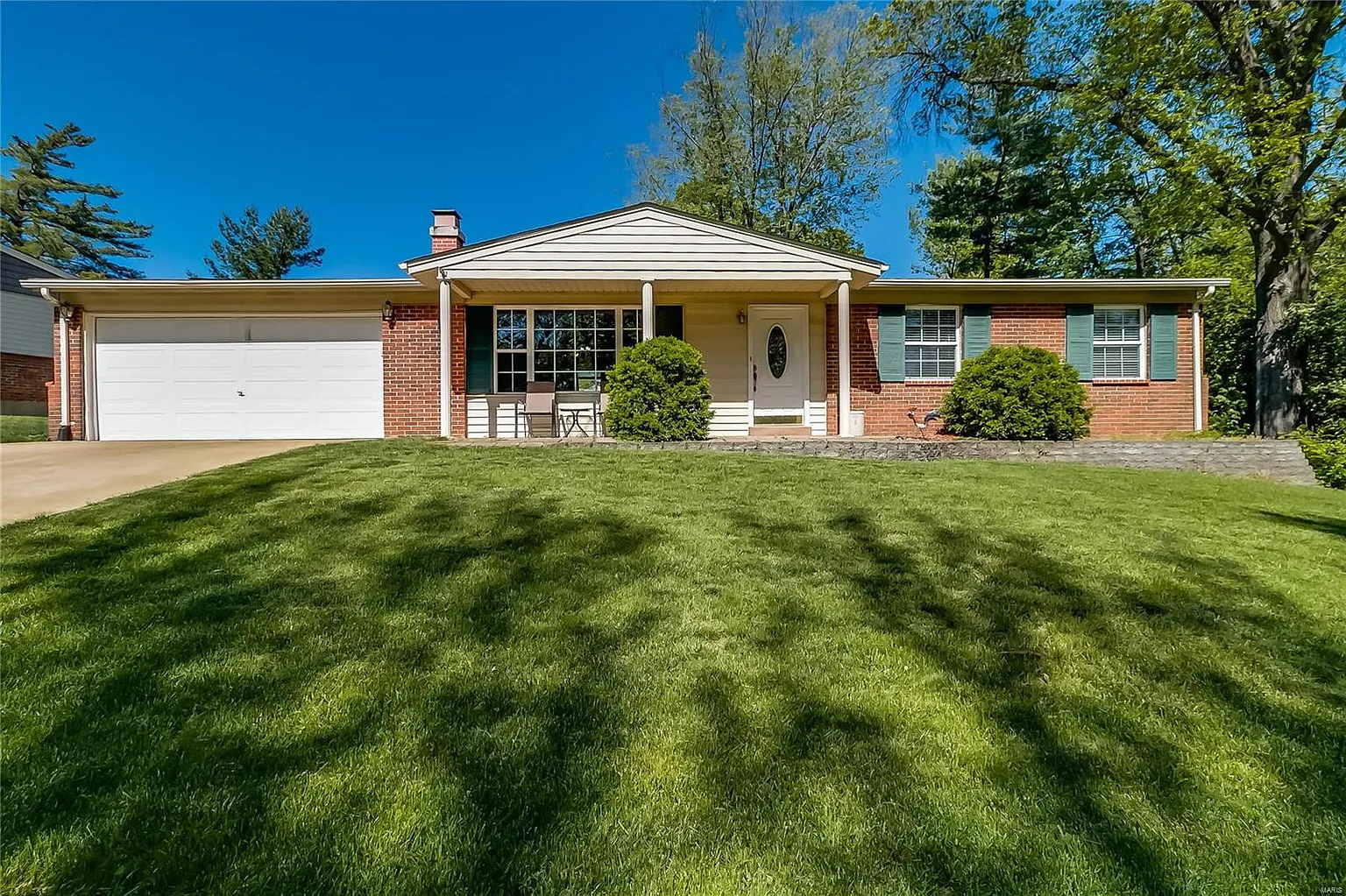 972 Sandstone Dr photo 1