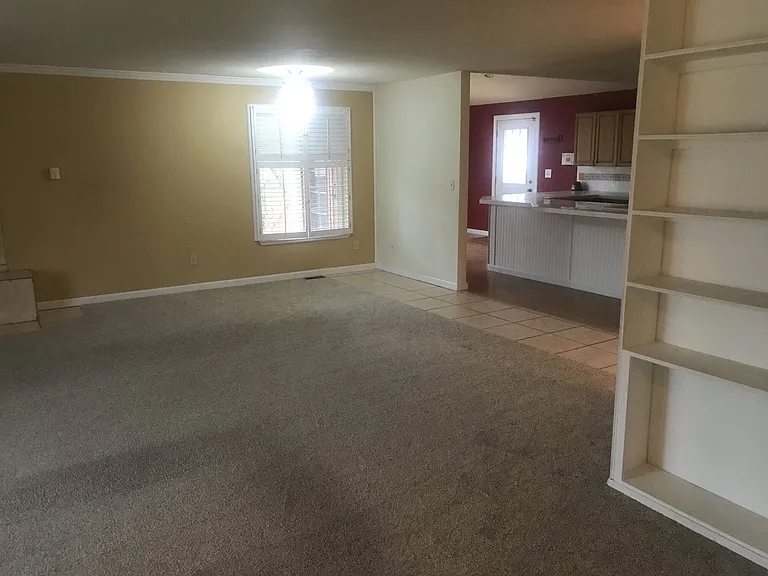 20968 Travis Ln — Photo 4