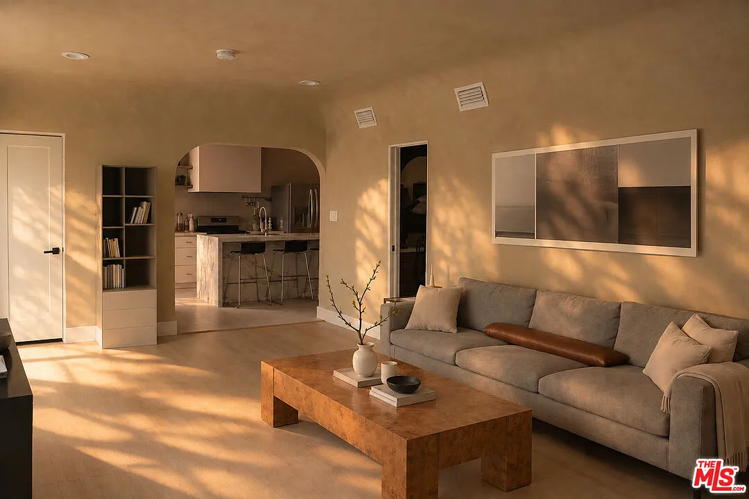 3 bed, 2.5 bath, $9,000 — Photo 1