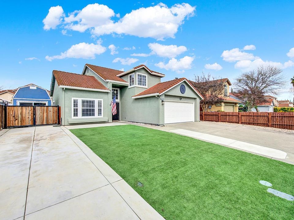 1st image of 1106 Charter Lane