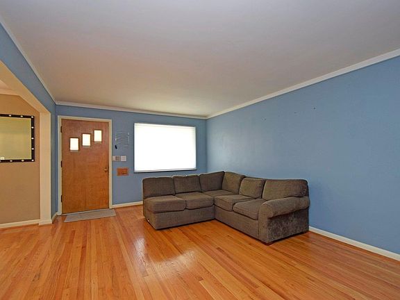 5th image of 1820 Llanfair Ave
