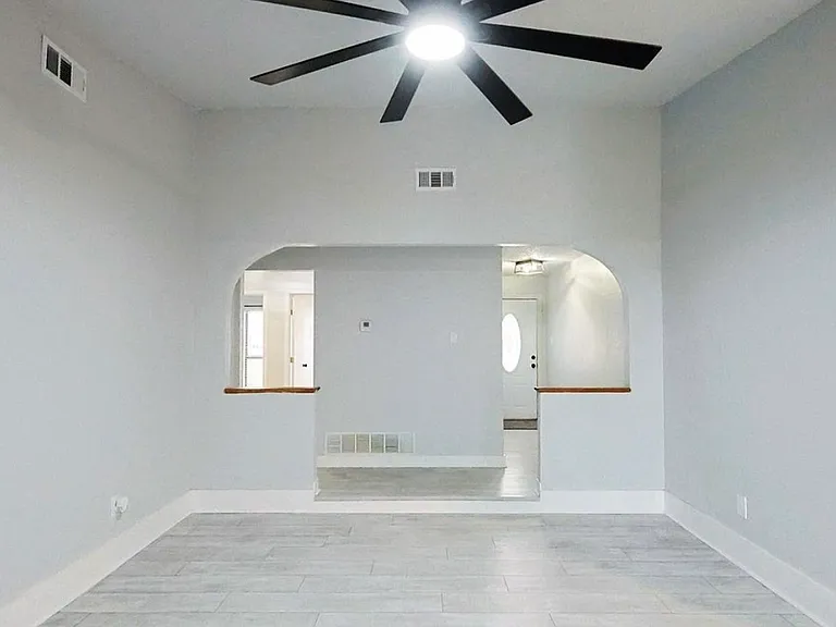 1710 Bob White Ct — Photo 3