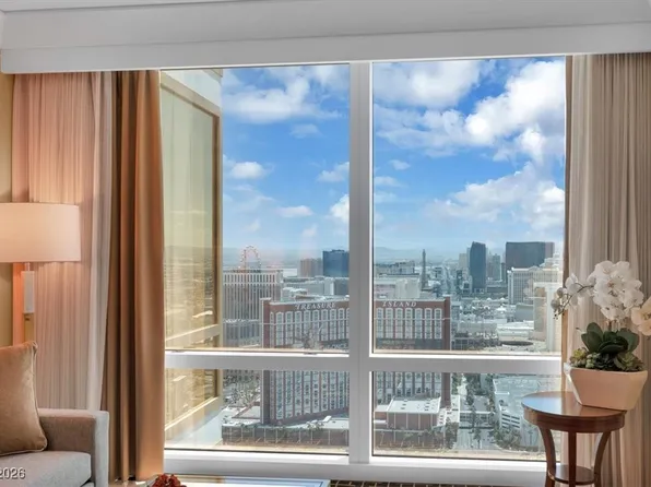 2000 N Fashion Show Dr Unit 5326, Paradise Town, NV 89109