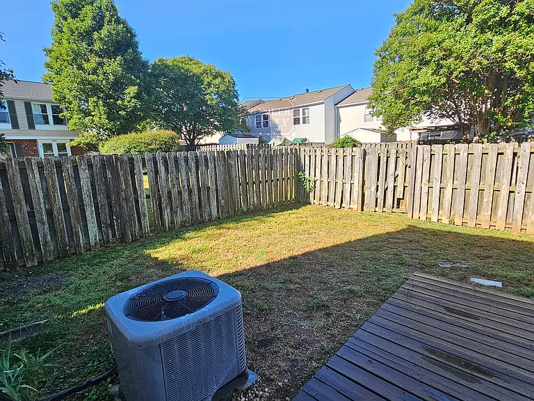 4944 Farrell Ct — Photo 28