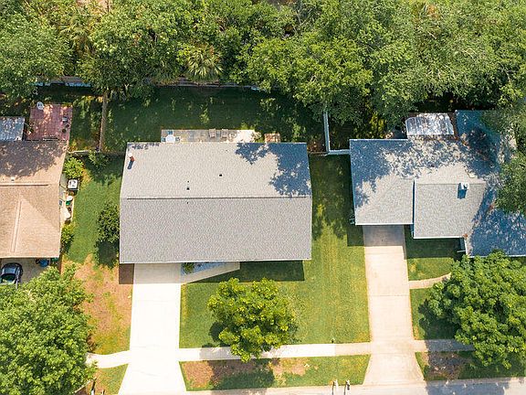 2nd image of 923 Mill Road Ln