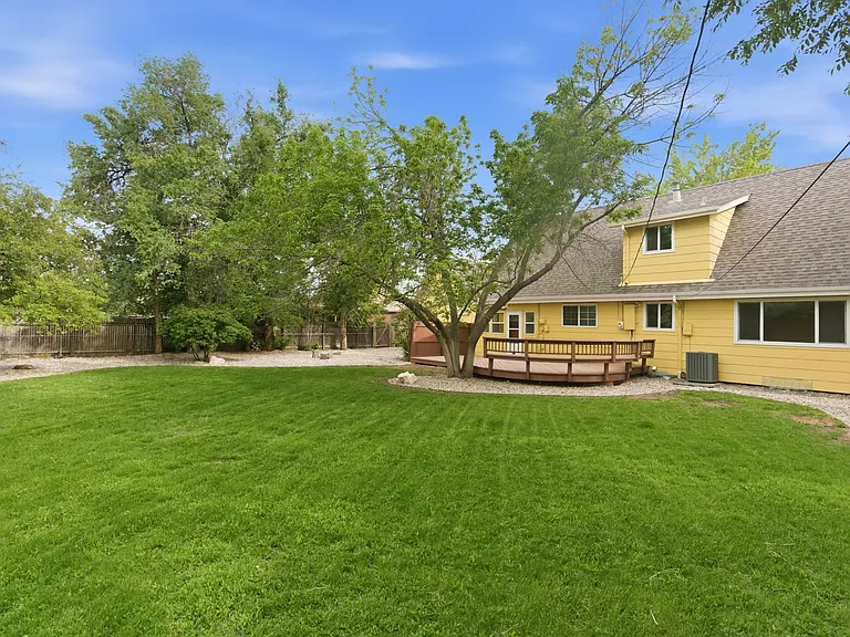 8111 E Briarwood Blvd — Photo 39