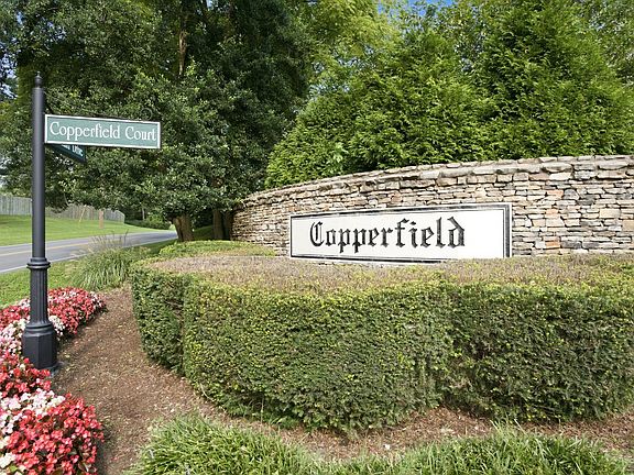 4th image of 601 Copperfield Ct