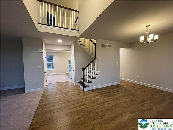 2nd image of 5043 Chapmans Rd S